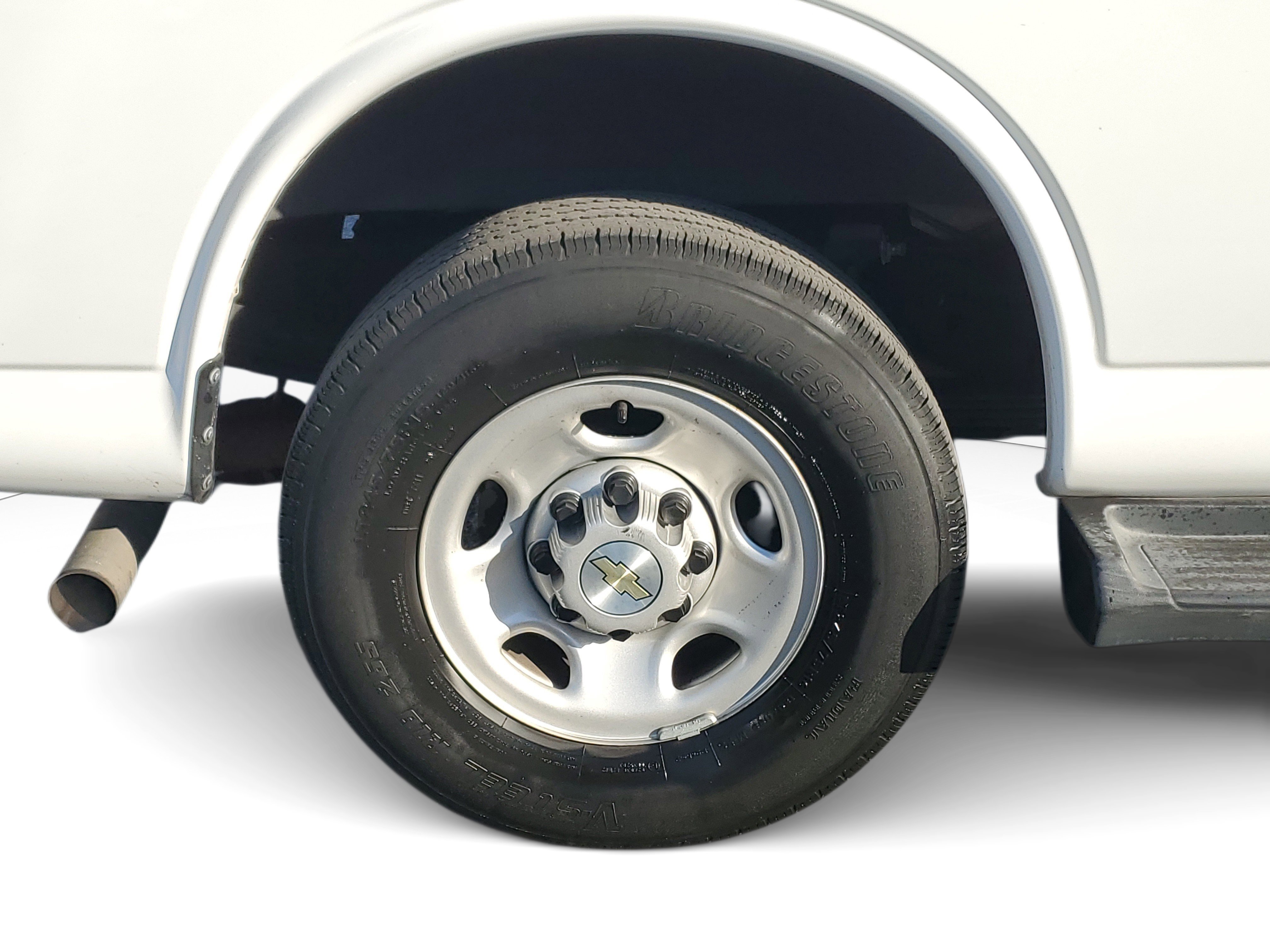 Used 2023 Chevrolet Express 3500 LS image 7