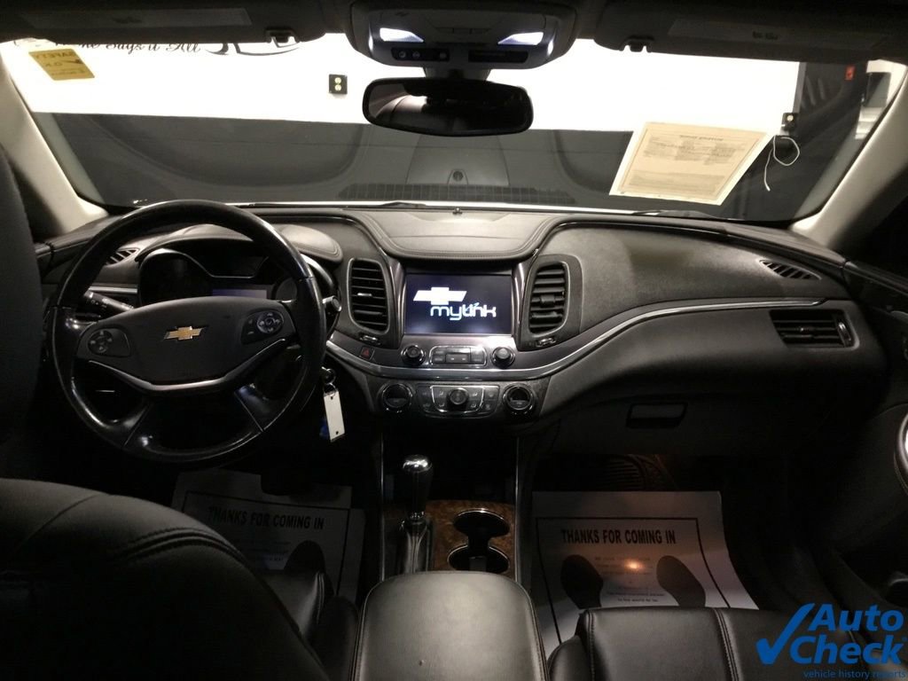 Used 2016 Chevrolet Impala LT w/ Convenience Package image 26