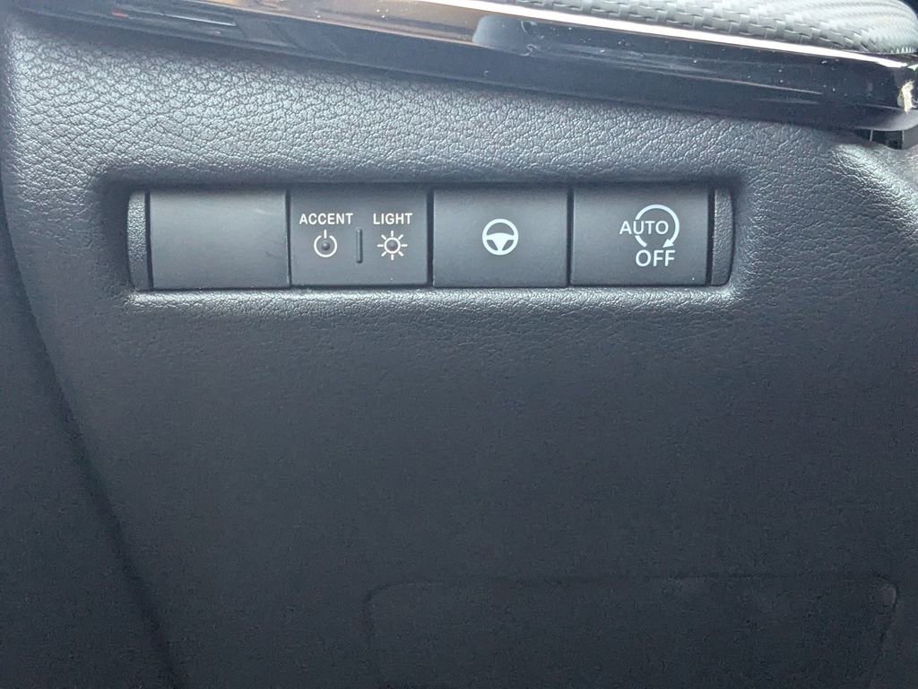 New 2026 Nissan Kicks SR w/ Illumination Package image 21