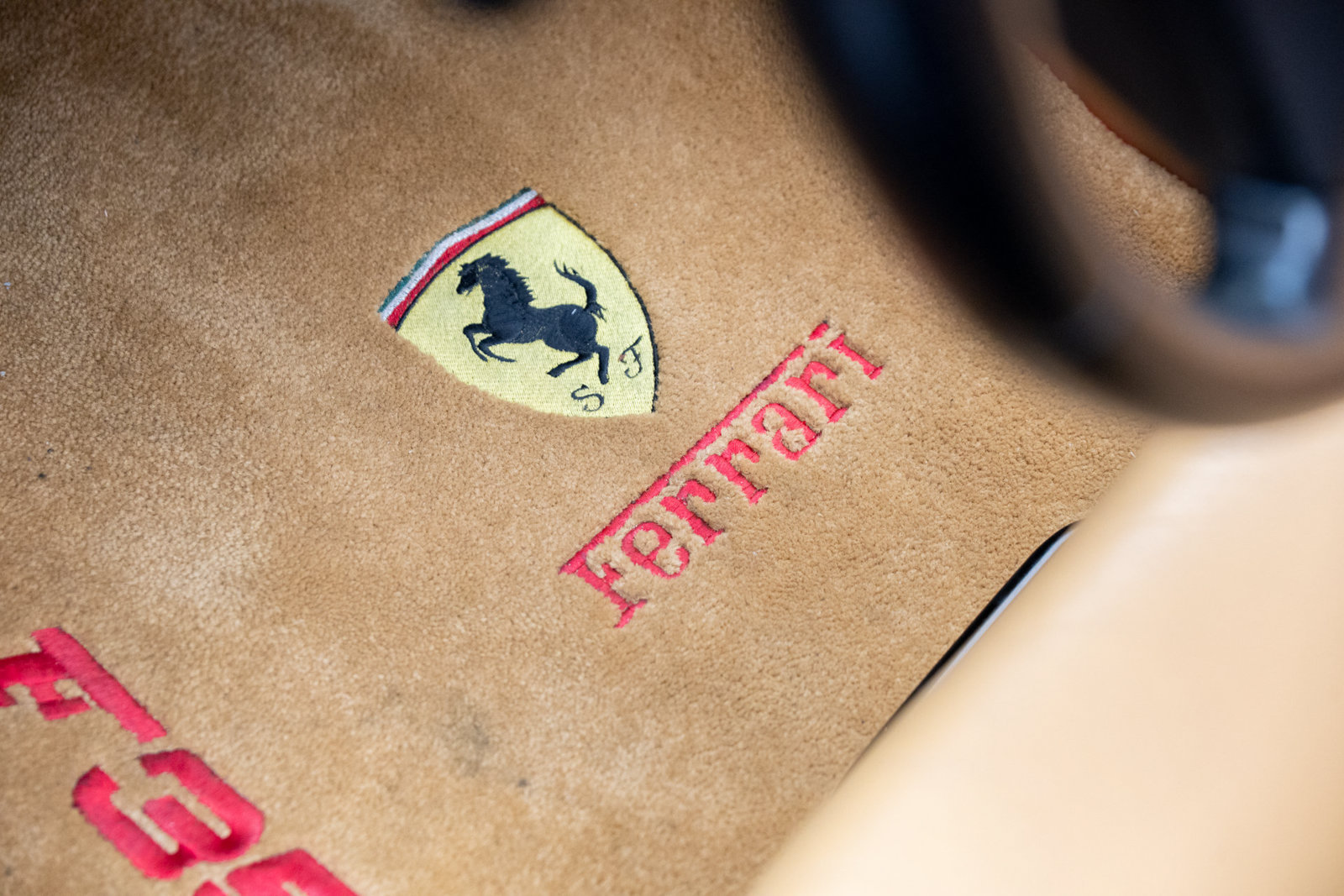 Used 1995 Ferrari F355 Berlinetta RWD image 18