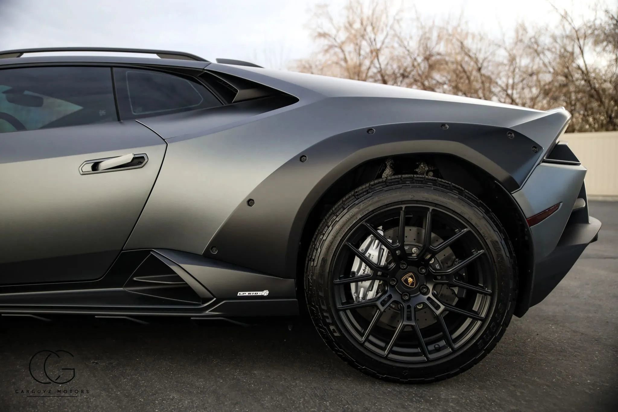 Used 2024 Lamborghini Huracan Sterrato AWD/4WD image 14