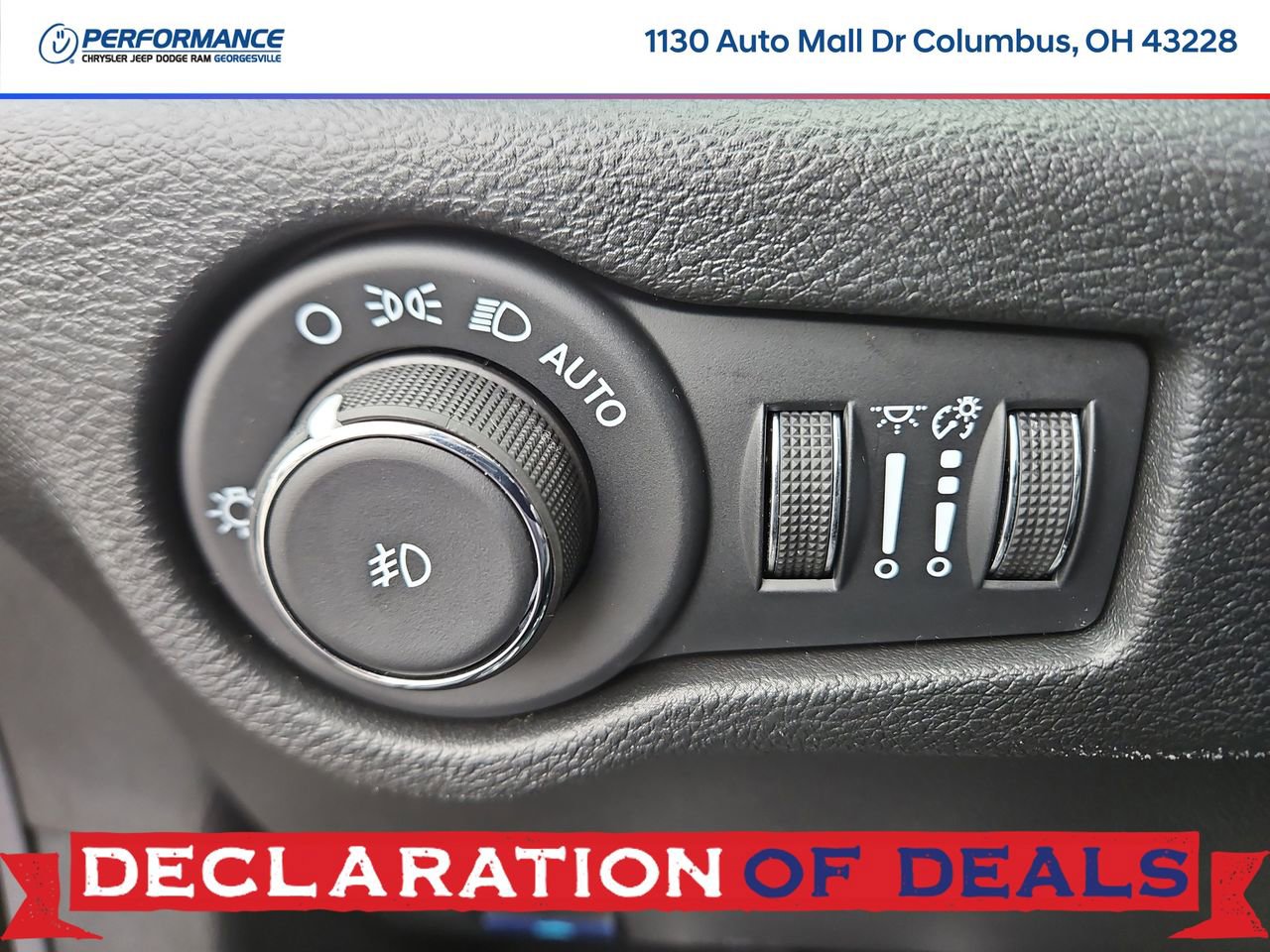 New 2026 Chrysler Pacifica Select image 34