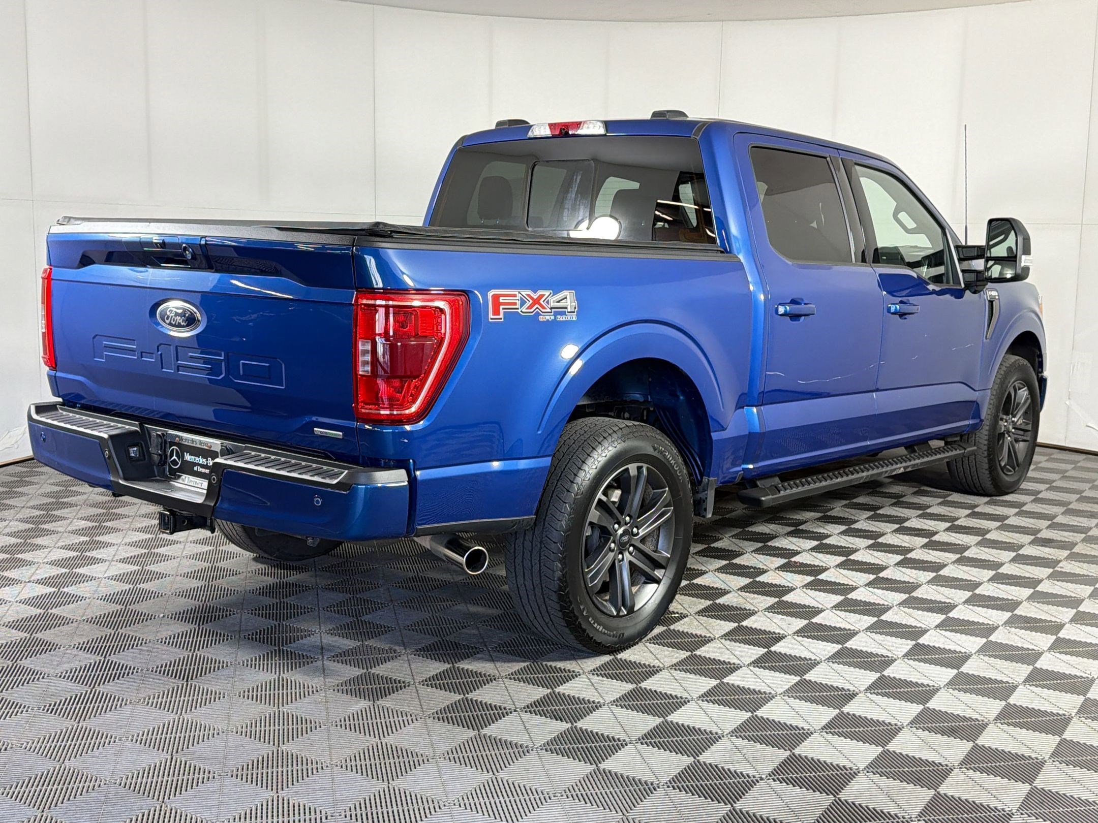 Used 2022 Ford F150 XLT w/ Equipment Group 302A High AWD/4WD image 9