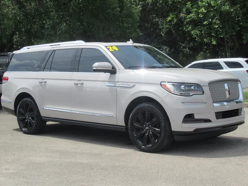 Used 2024 Lincoln Navigator L Reserve