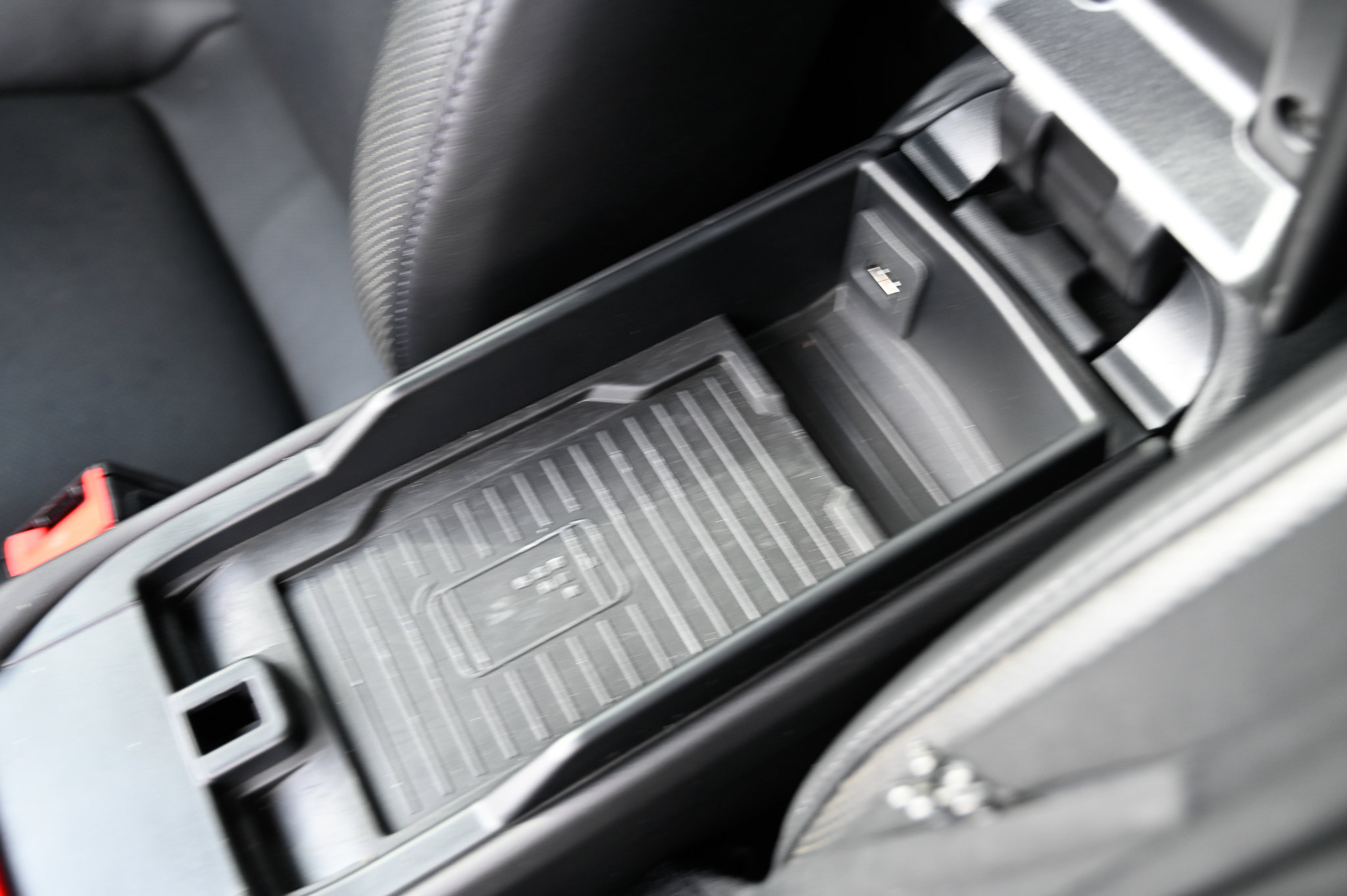 Used 2018 Porsche 911 Carrera S image 31