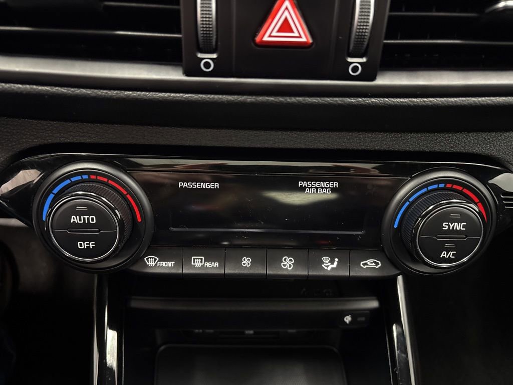 Used 2024 Kia Forte GT-Line w/ GT-Line Premium Package image 23