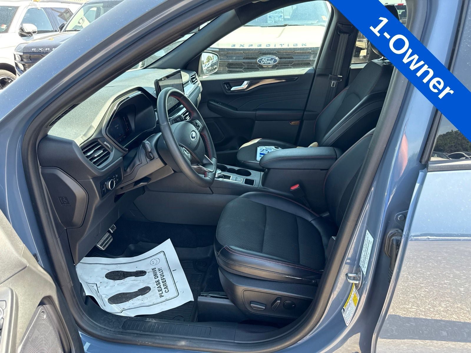 Used 2023 Ford Escape ST-Line w/ Tech Pack #1 AWD/4WD image 2