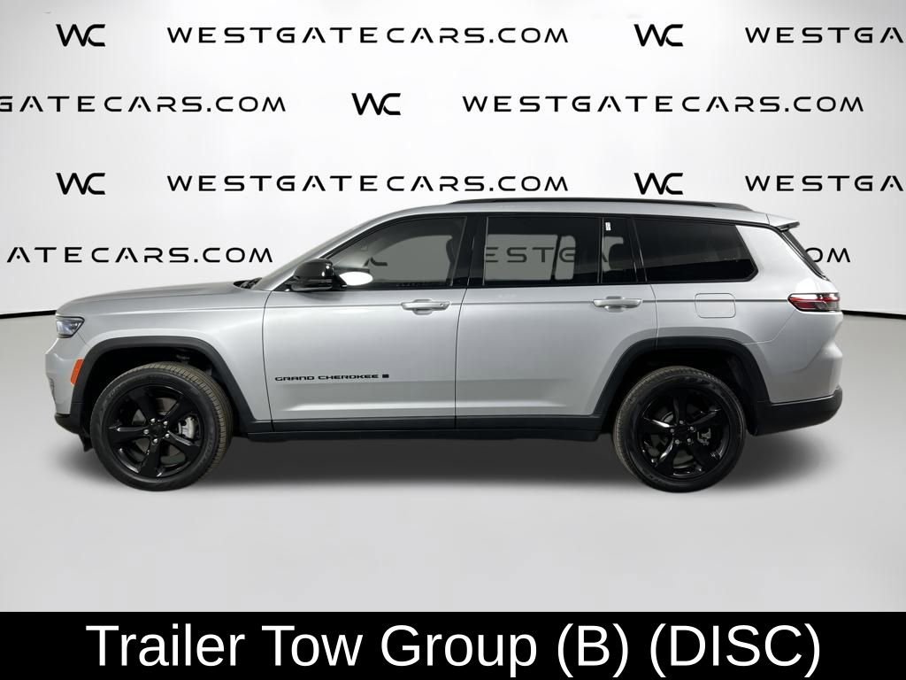 Used 2023 Jeep Grand Cherokee L Limited w/ Black Appearance Package image 5