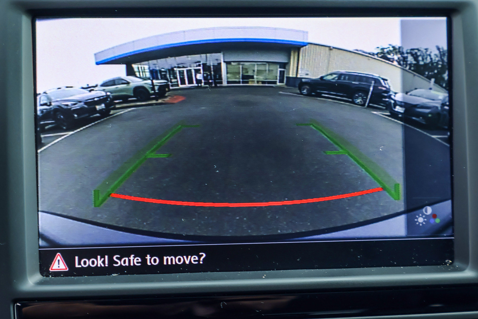 Used 2016 Volkswagen Golf SE w/ Lighting Package FWD image 5