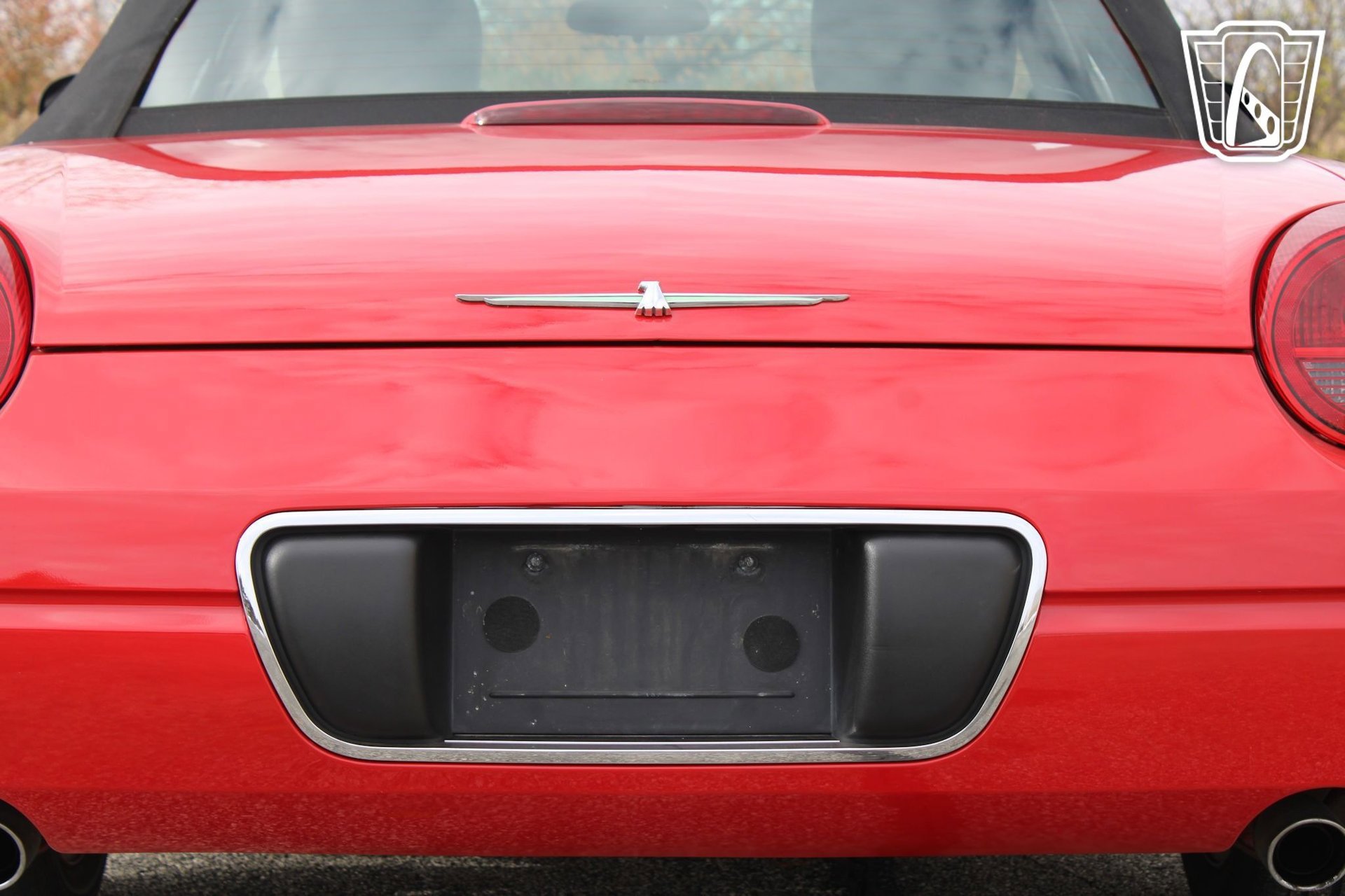 Used 2002 Ford Thunderbird image 29