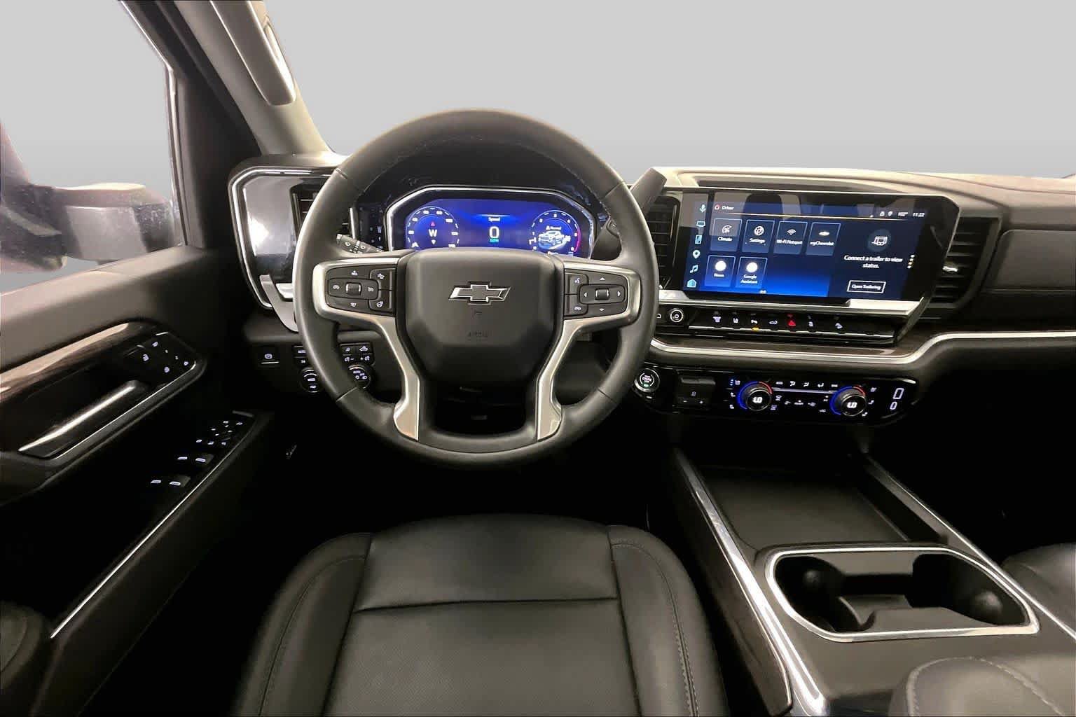 Used 2026 Chevrolet Silverado 2500 LTZ w/ LTZ Plus Package AWD/4WD image 6