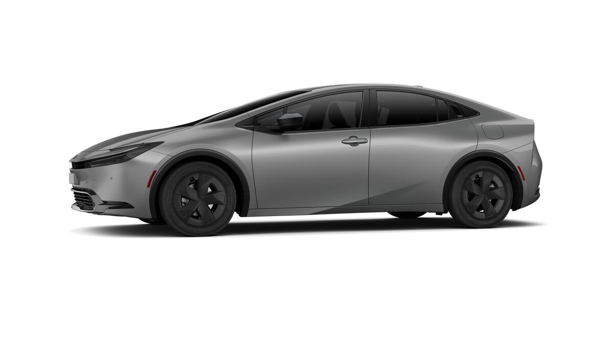 New 2027 Toyota Prius LE FWD image 3