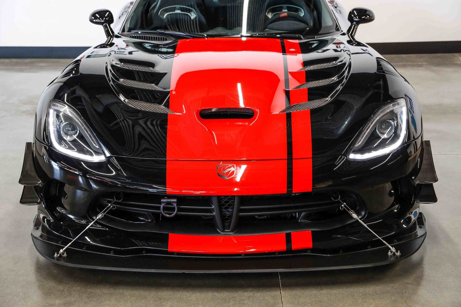 Used 2017 Dodge Viper GTC w/ ACR Package RWD image 4
