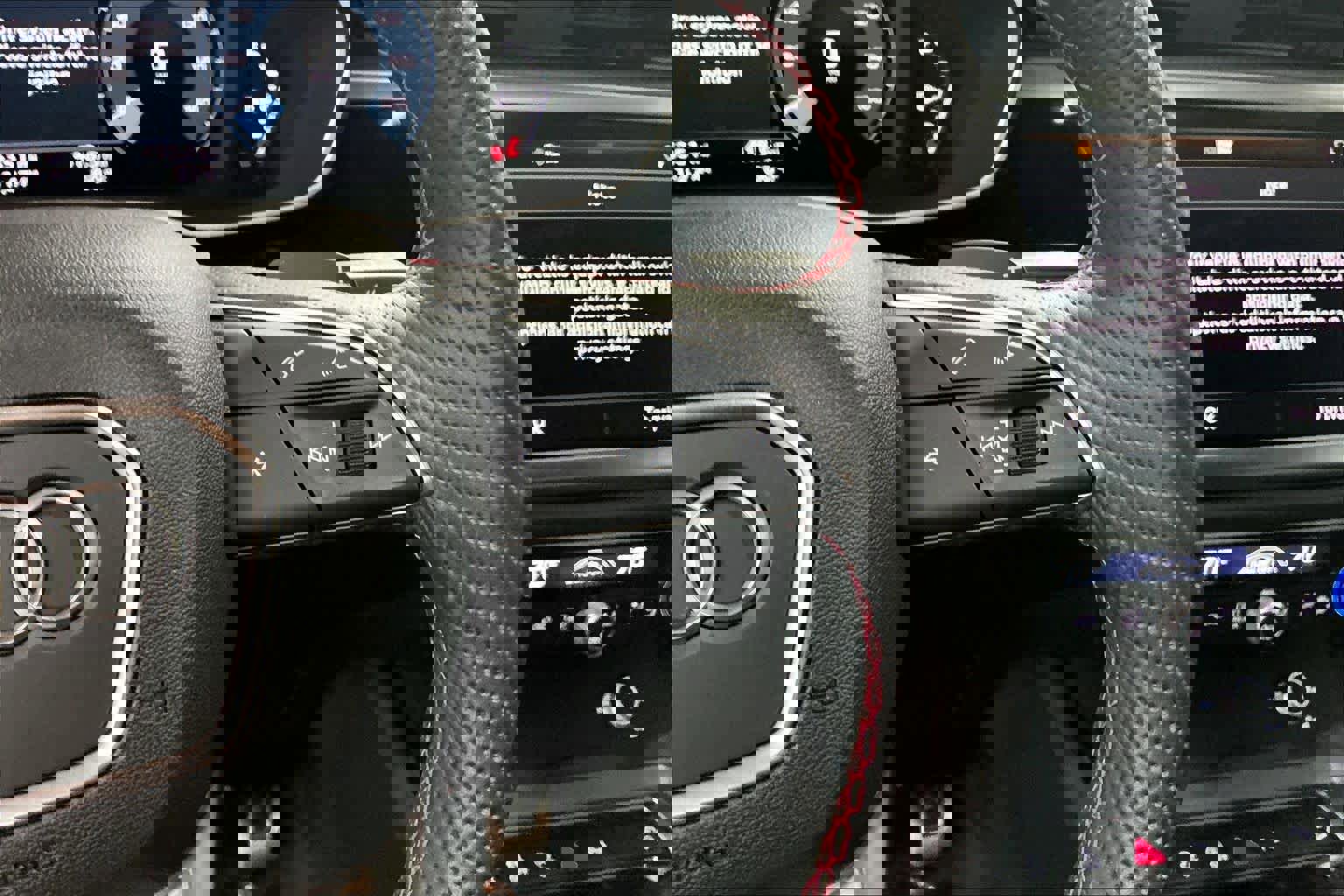 Certified 2025 Audi Q3 2.0T Premium Plus w/ Premium Plus Package image 22