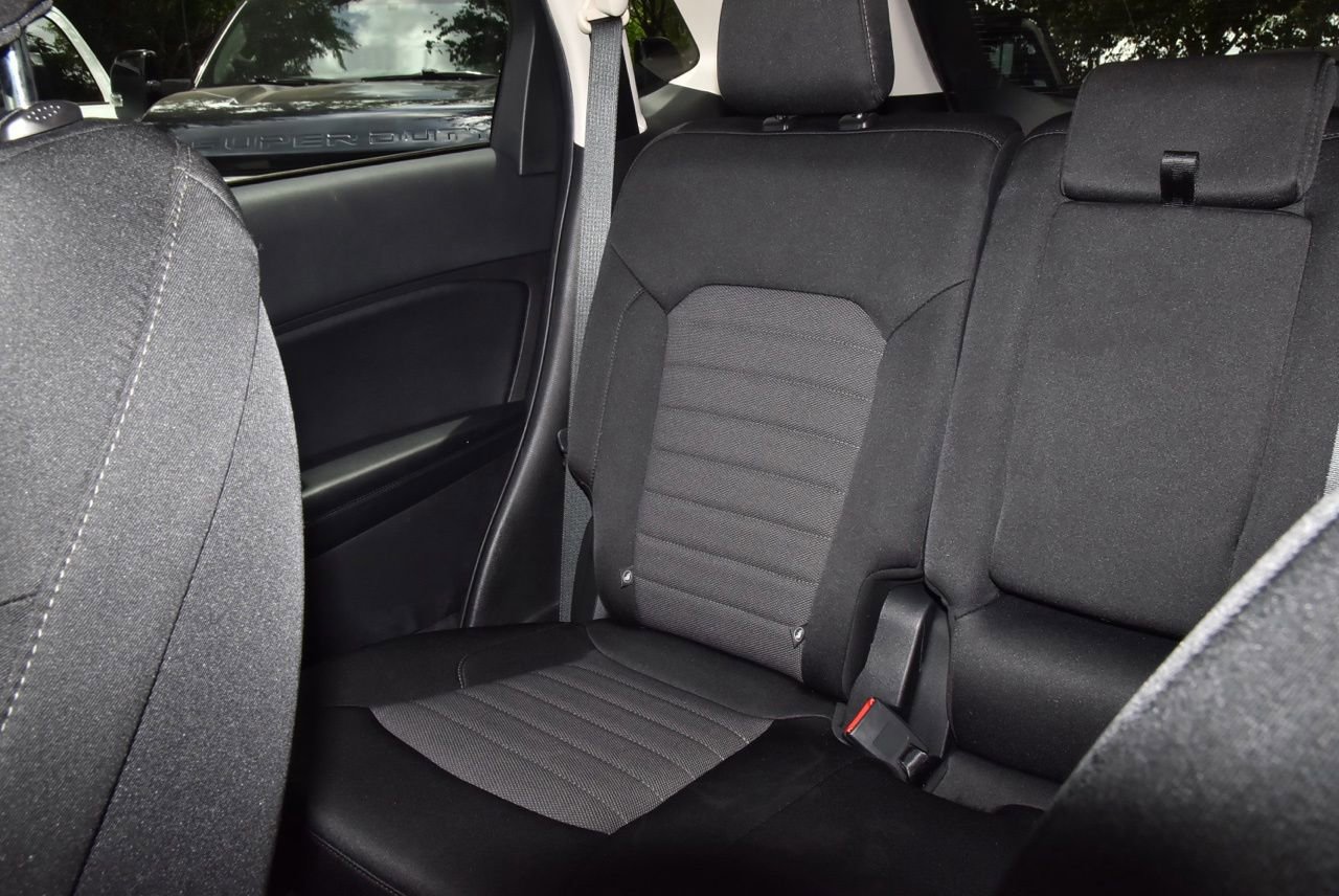 Used 2022 Ford Edge SE w/ Black Appearance Package AWD/4WD image 19