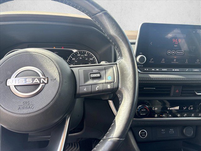 Used 2023 Nissan Rogue SV w/ SV Premium B Package AWD/4WD image 19