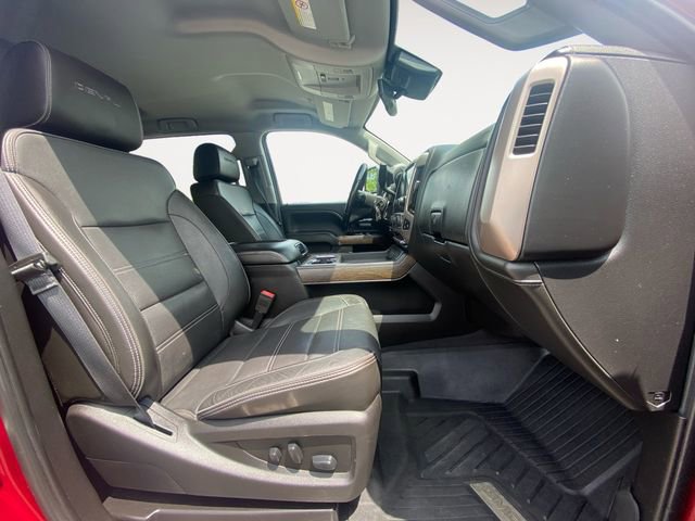 Used 2019 GMC Sierra 2500 Denali w/ Duramax Plus Package AWD/4WD image 15