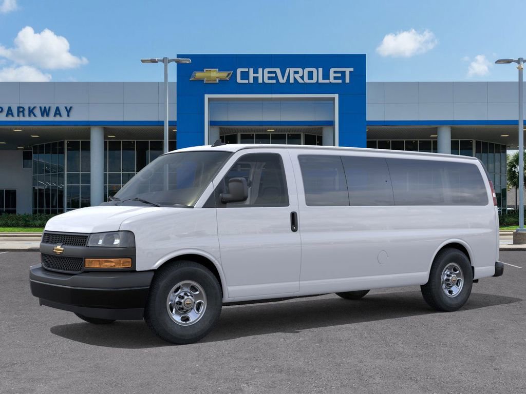 New 2025 Chevrolet Express 3500 LS image 2