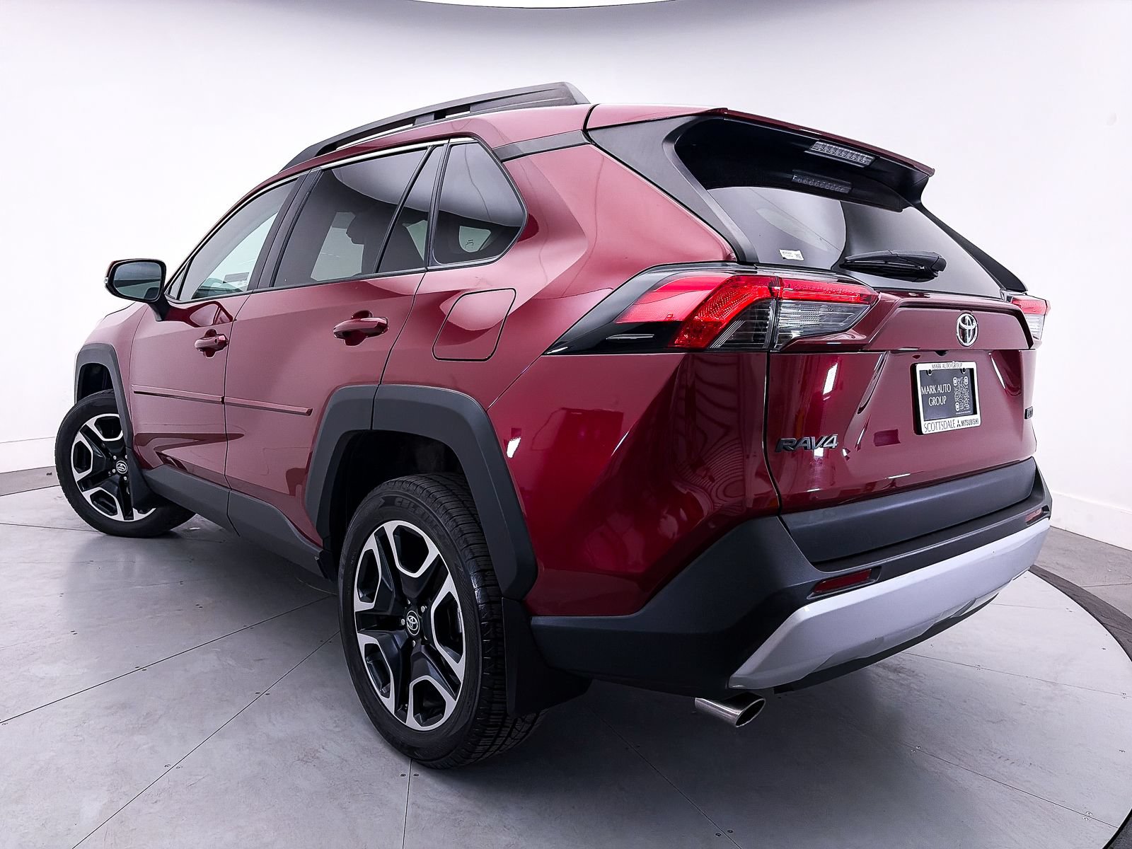 Used 2019 Toyota RAV4 Adventure w/ Cold Weather Package AWD/4WD image 3
