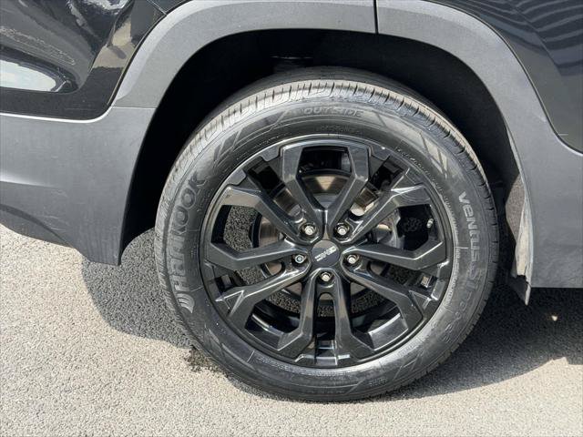 Used 2020 GMC Terrain SLE w/ Driver Convenience Package AWD/4WD image 8