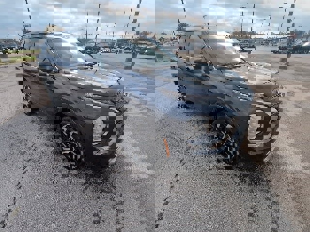 Used 2024 Mitsubishi Outlander SE