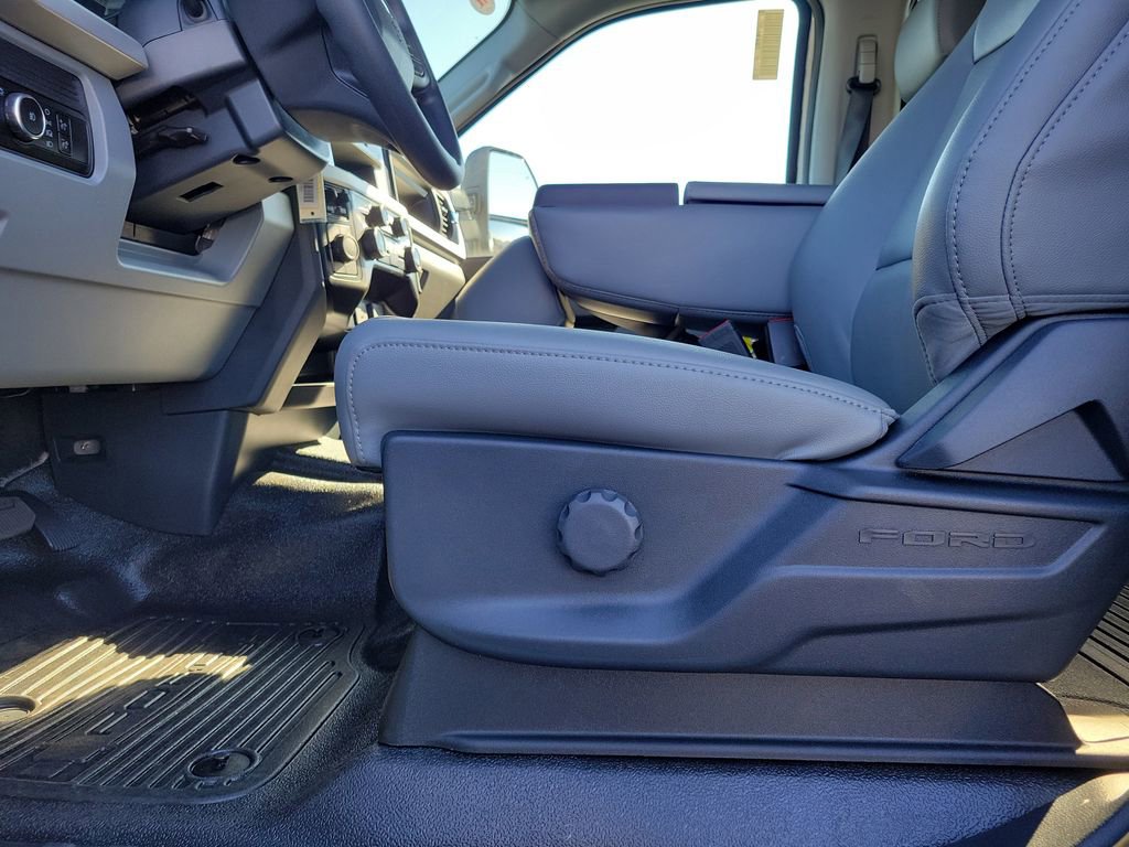 New 2026 Ford F450 XL image 19