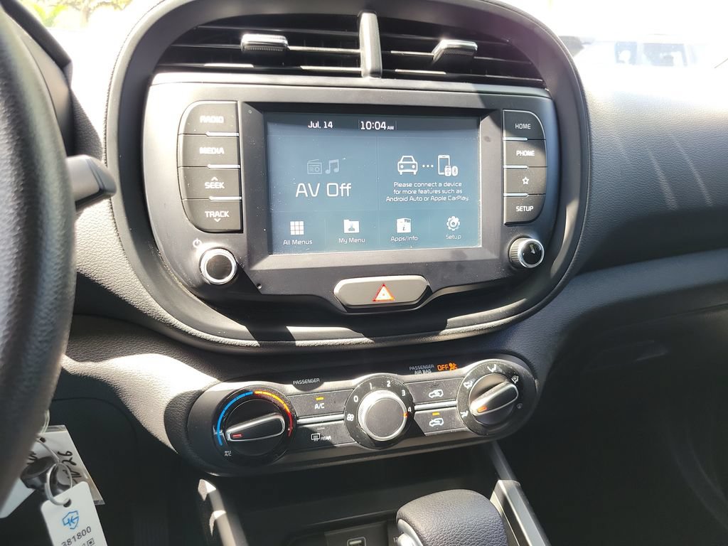 Used 2020 Kia Soul S FWD image 23