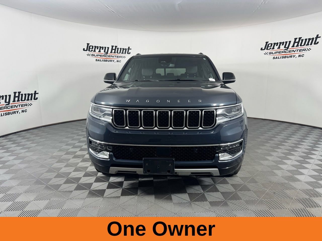 Used 2024 Jeep Wagoneer L Series II w/ Flexible Seating Group image 5