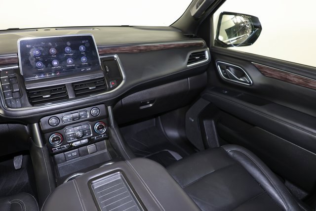 Used 2021 Chevrolet Suburban Z71 image 11