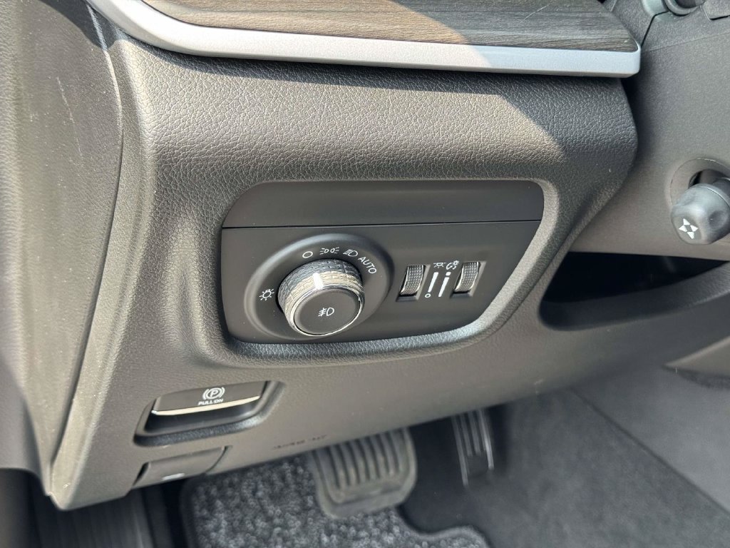 New 2026 Jeep Grand Cherokee Limited AWD/4WD image 27