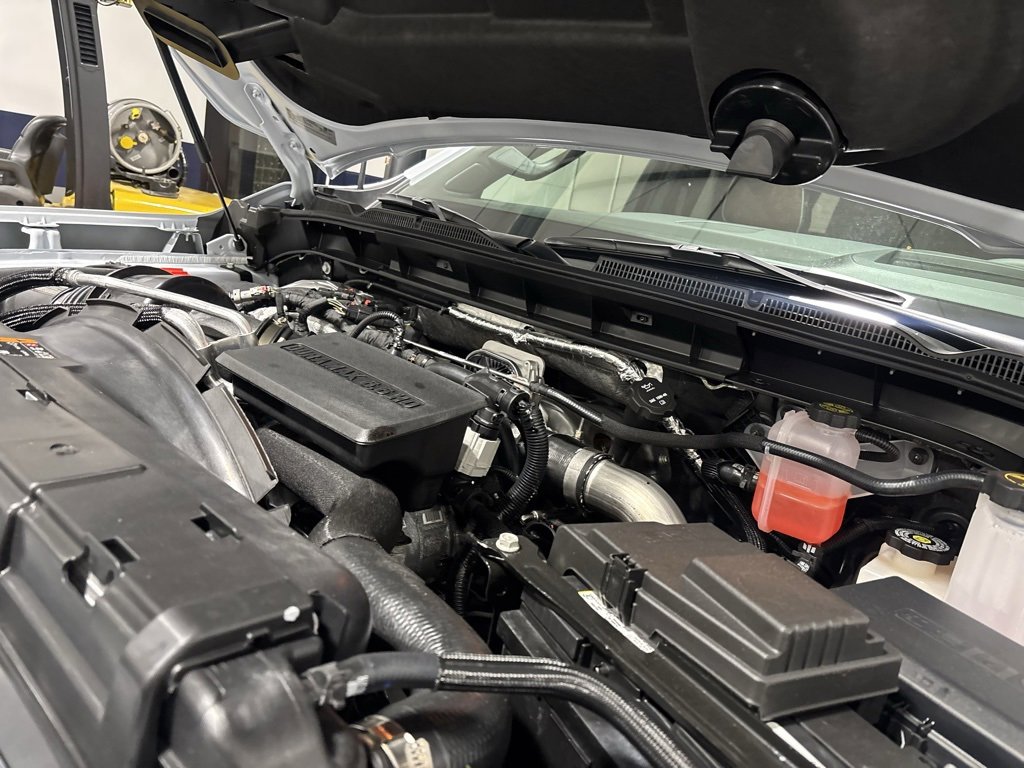 New 2026 GMC Sierra 3500 Denali Ultimate w/ LPO, Black Badging Package image 3