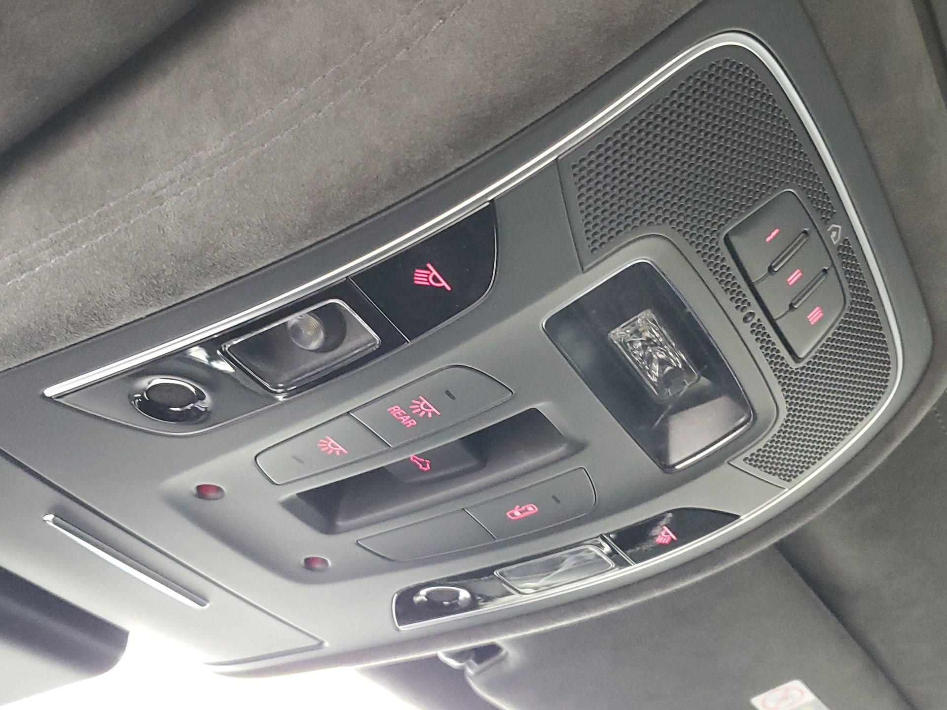 Used 2016 Audi S6 Prestige w/ Prestige Package image 44