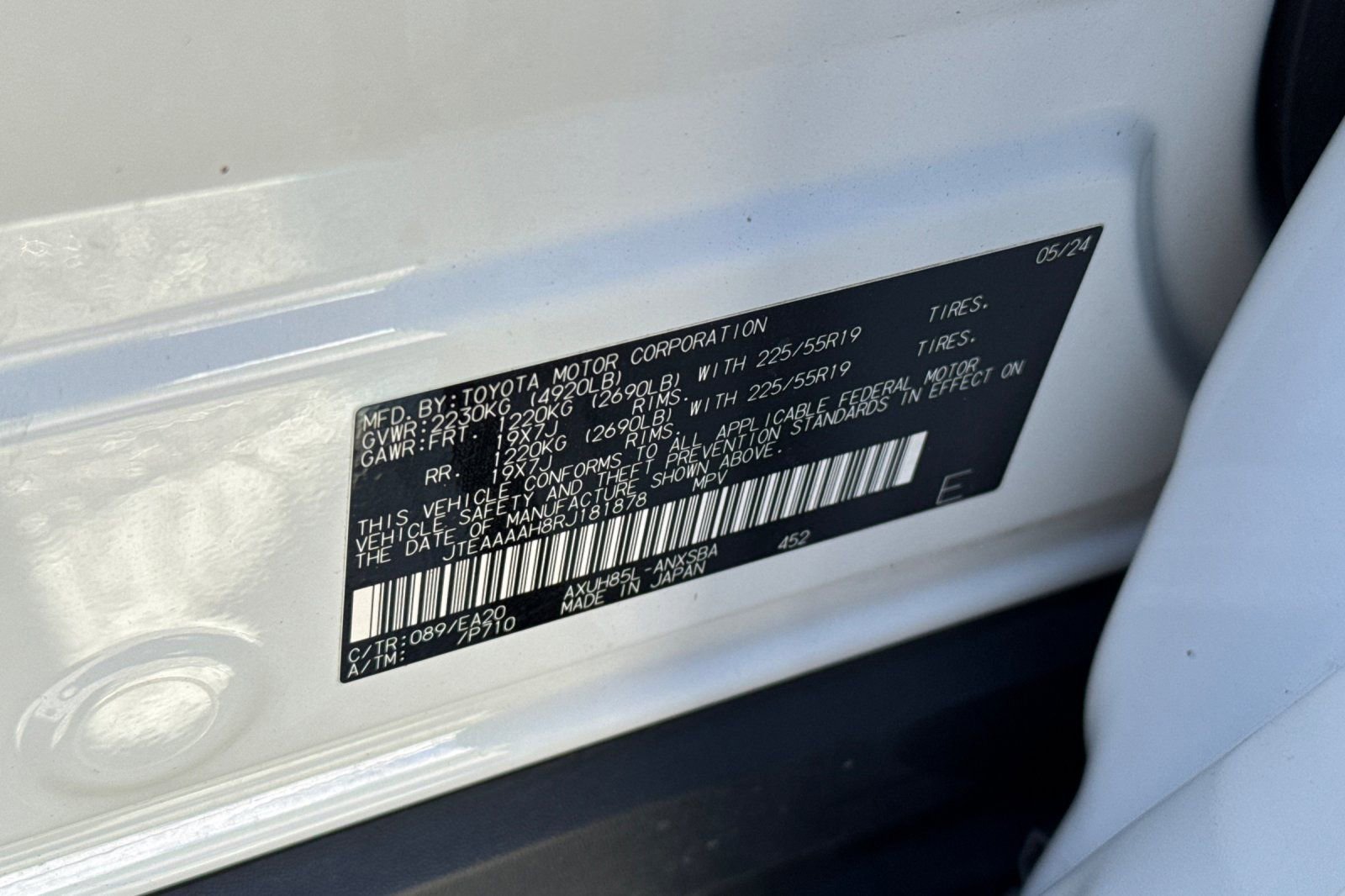 Used 2024 Toyota Venza Limited AWD/4WD image 30