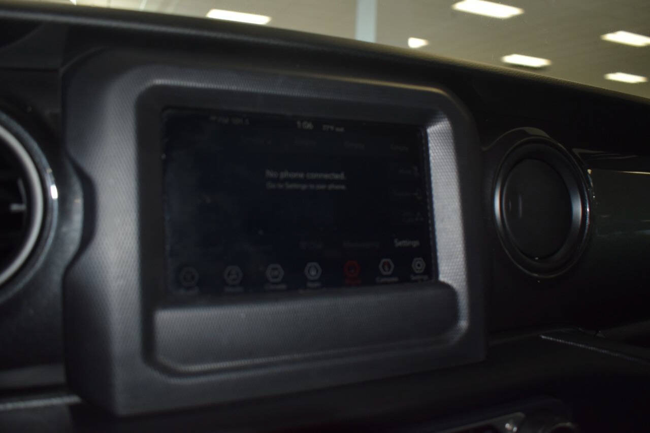 Used 2020 Jeep Wrangler Unlimited Sport AWD/4WD image 40