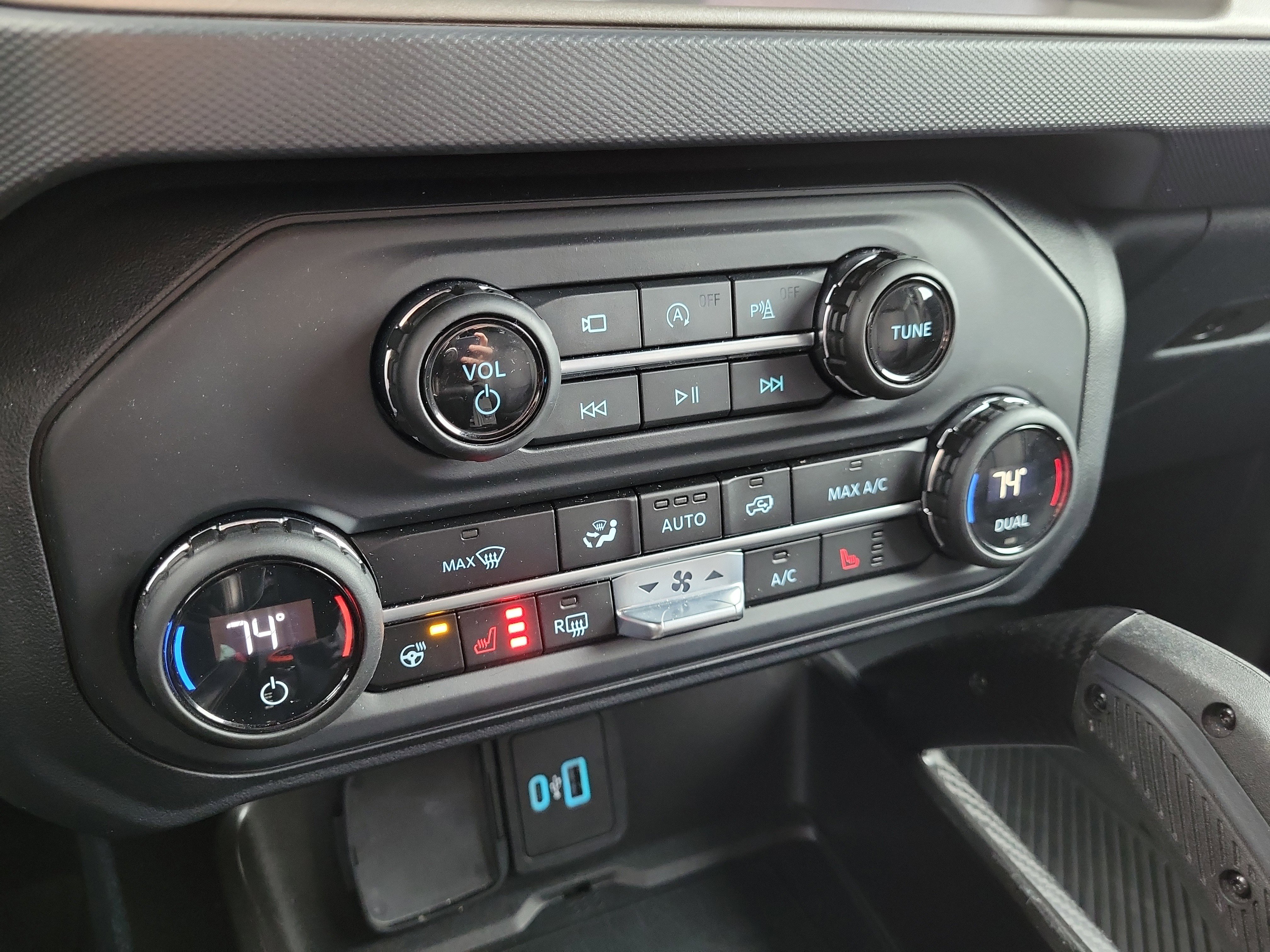 Used 2023 Ford Bronco Raptor image 28