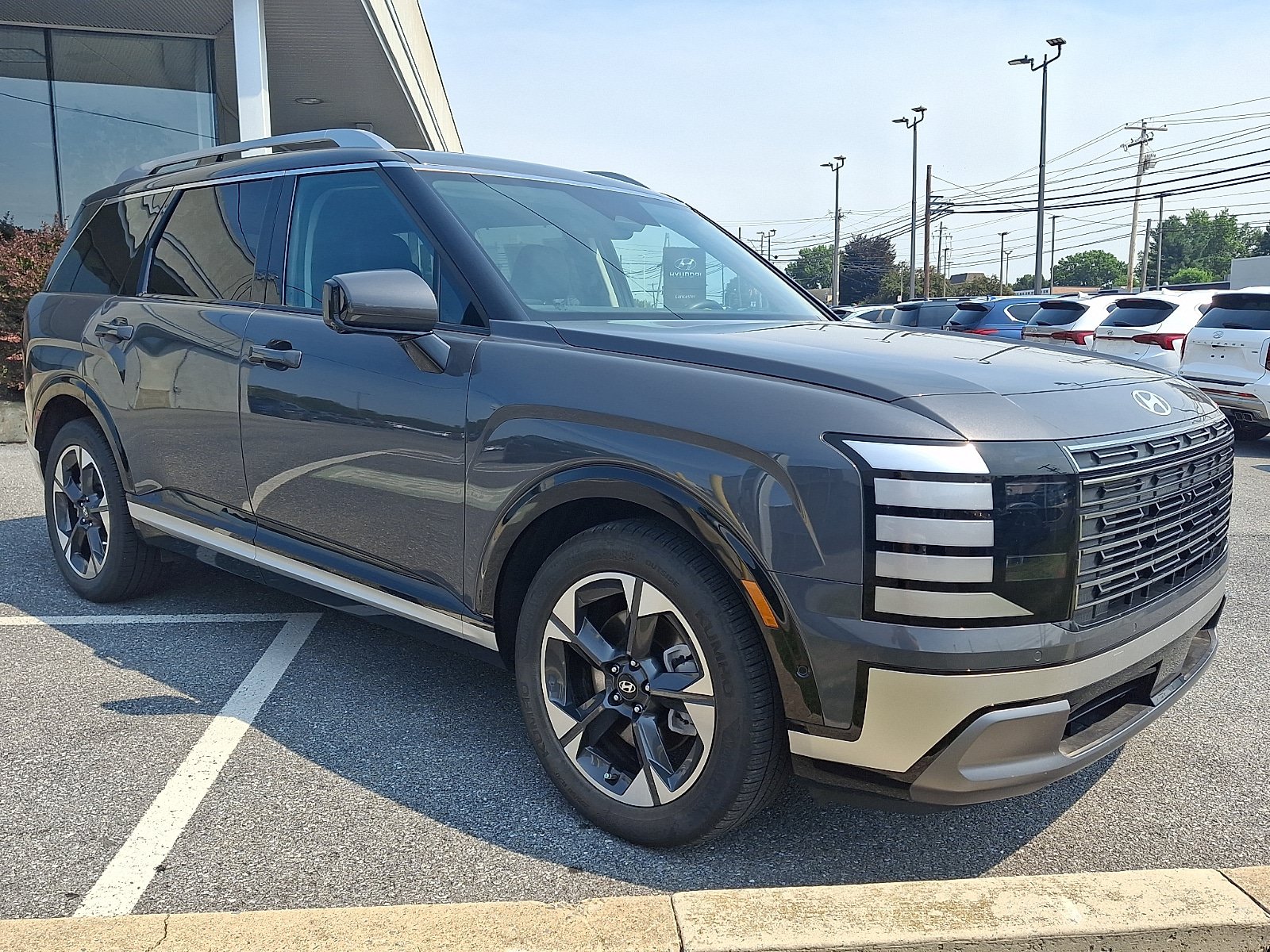 Certified 2026 Hyundai Palisade Limited AWD/4WD image 3