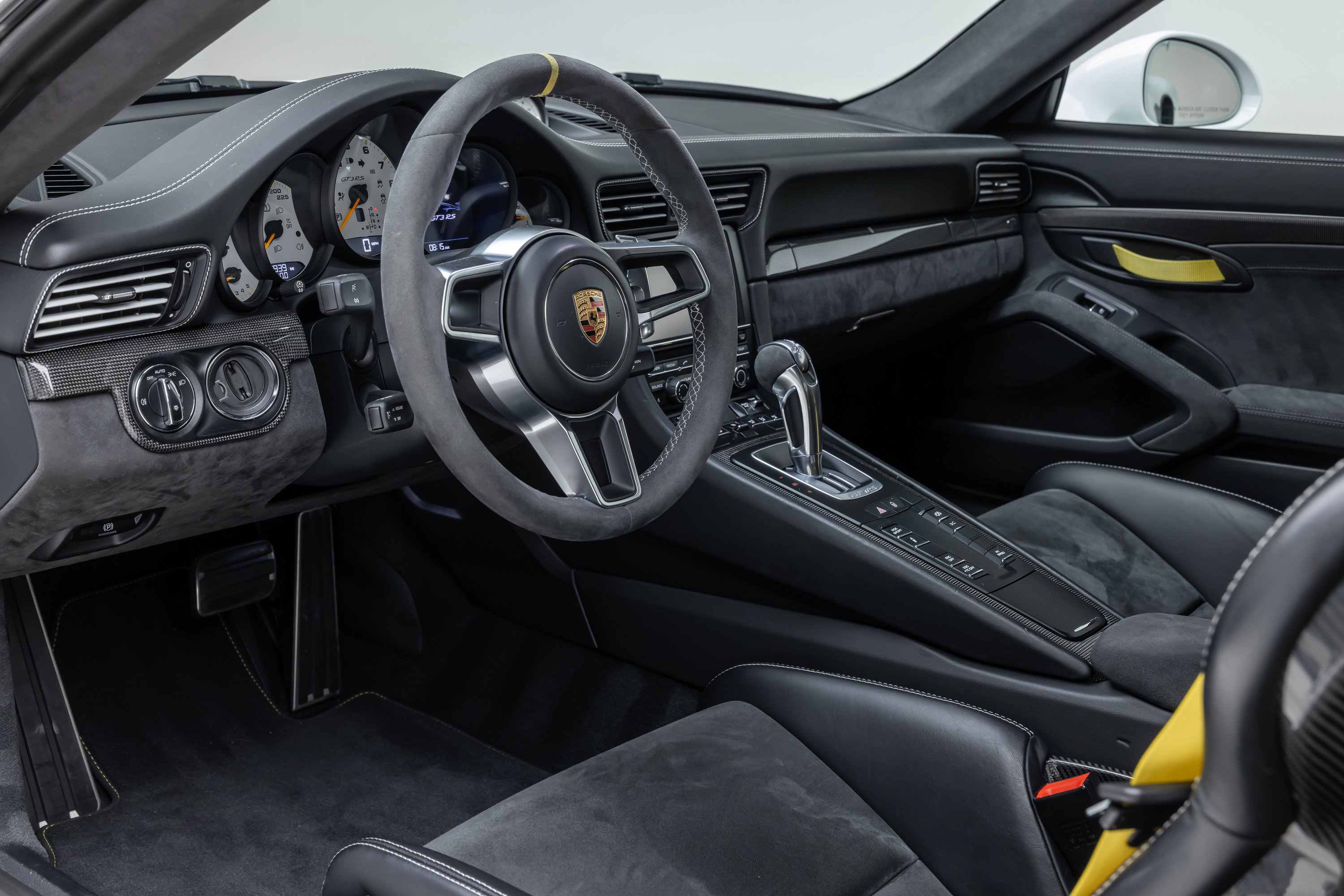 Used 2016 Porsche 911 GT3 RS image 47