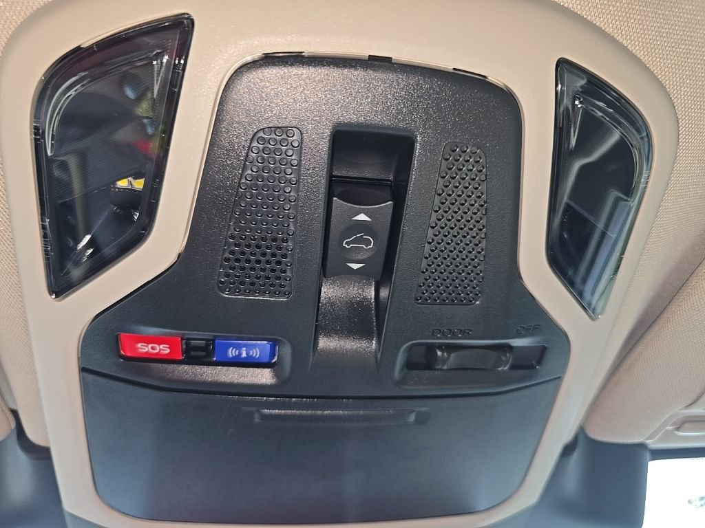 Certified 2025 Subaru Outback Limited XT image 24