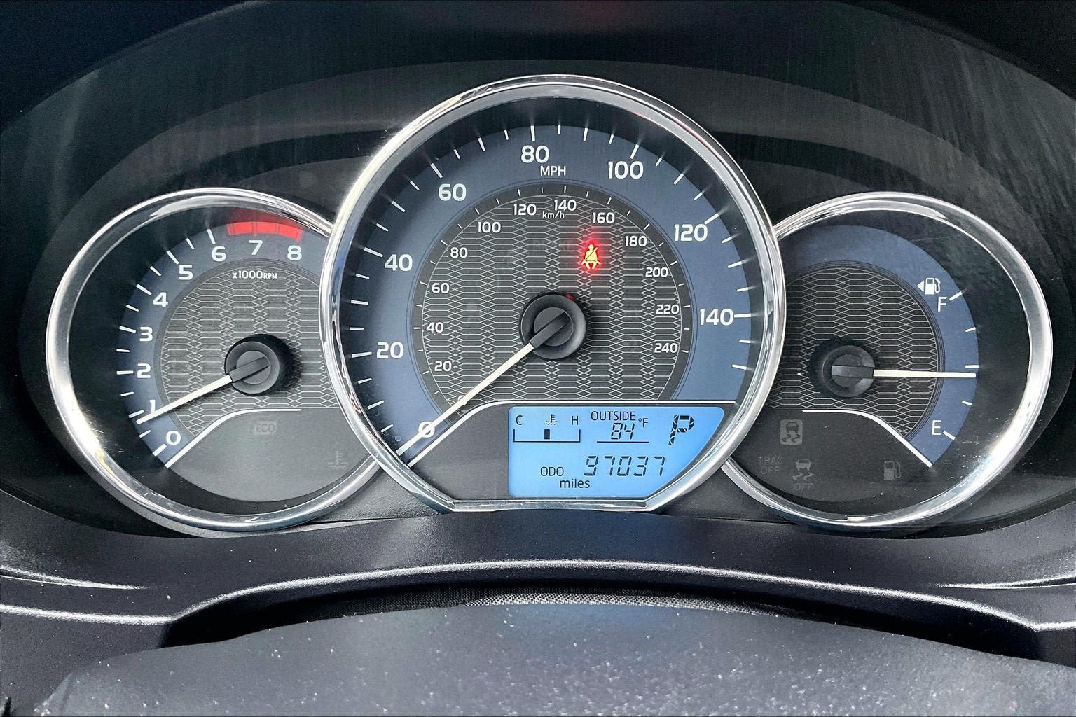 Used 2014 Toyota Corolla LE FWD image 19