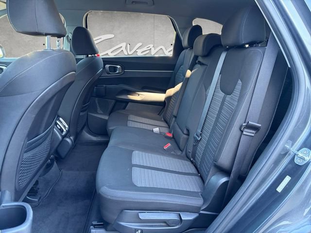 Used 2021 Kia Sorento LX image 22