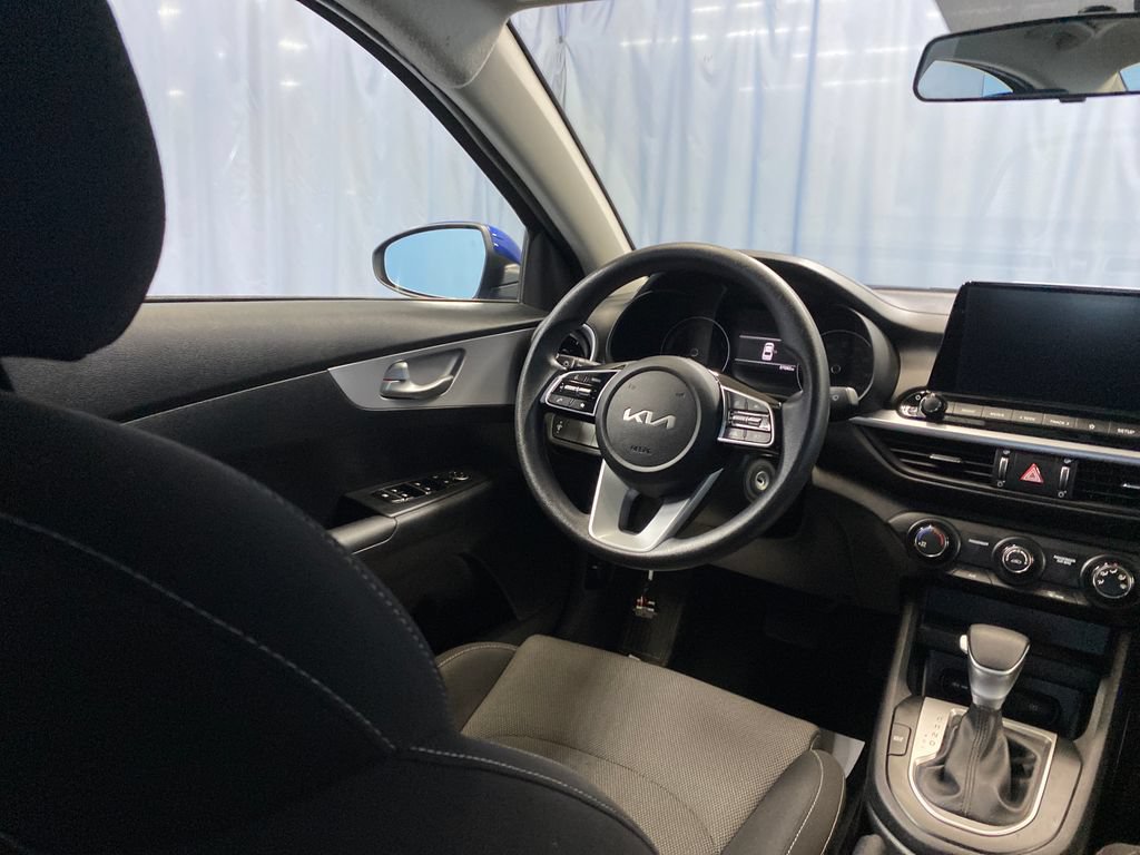 Used 2024 Kia Forte LXS FWD image 35