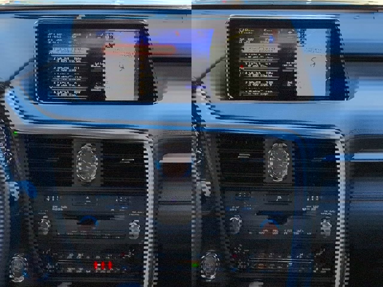 Used 2017 Lexus RX 350 AWD w/ Premium Package image 15