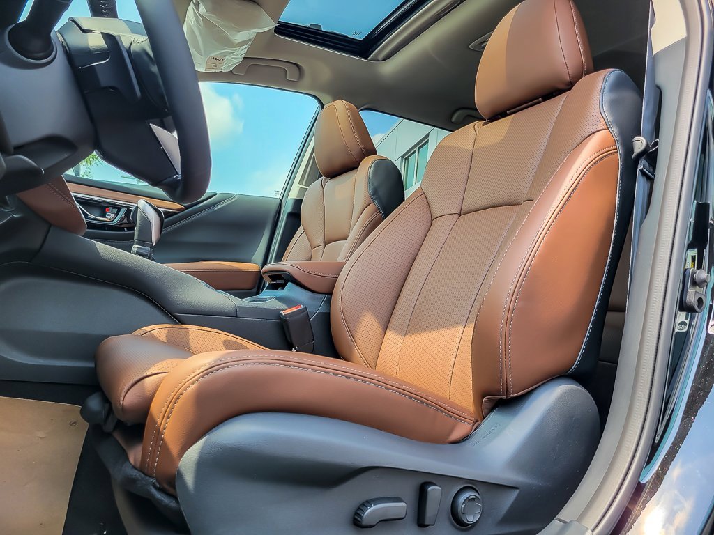 New 2025 Subaru Outback Touring XT image 7