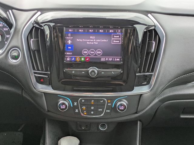 Used 2022 Chevrolet Traverse LT AWD/4WD image 19