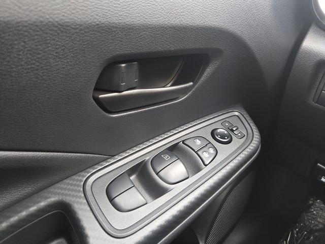 Used 2025 Nissan Versa S w/ Trunk Package image 30