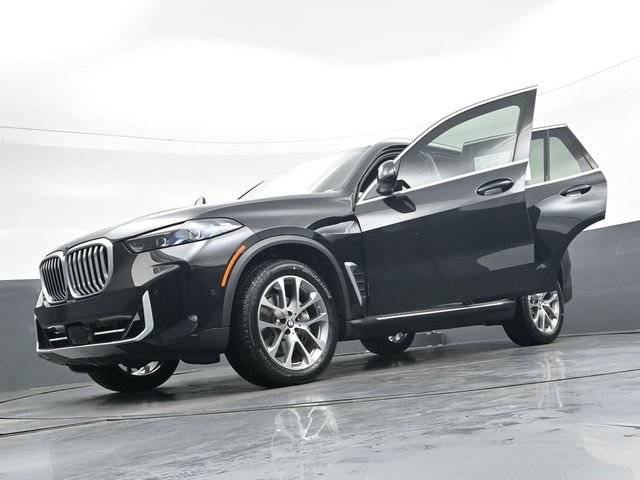 Certified 2024 BMW X5 sDrive40i w/ Premium Package RWD image 43