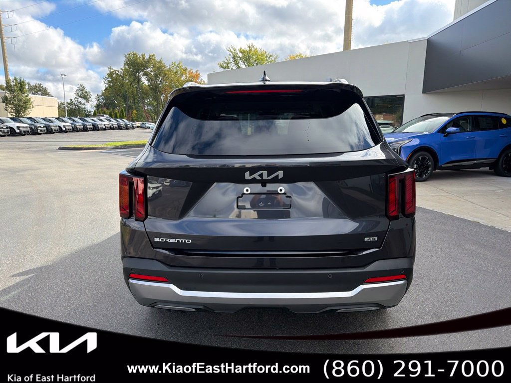 New 2026 Kia Sorento S AWD/4WD image 9