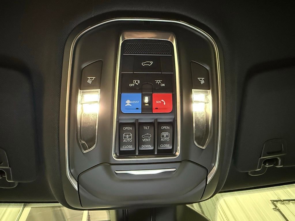 New 2026 Jeep Grand Cherokee Limited image 33