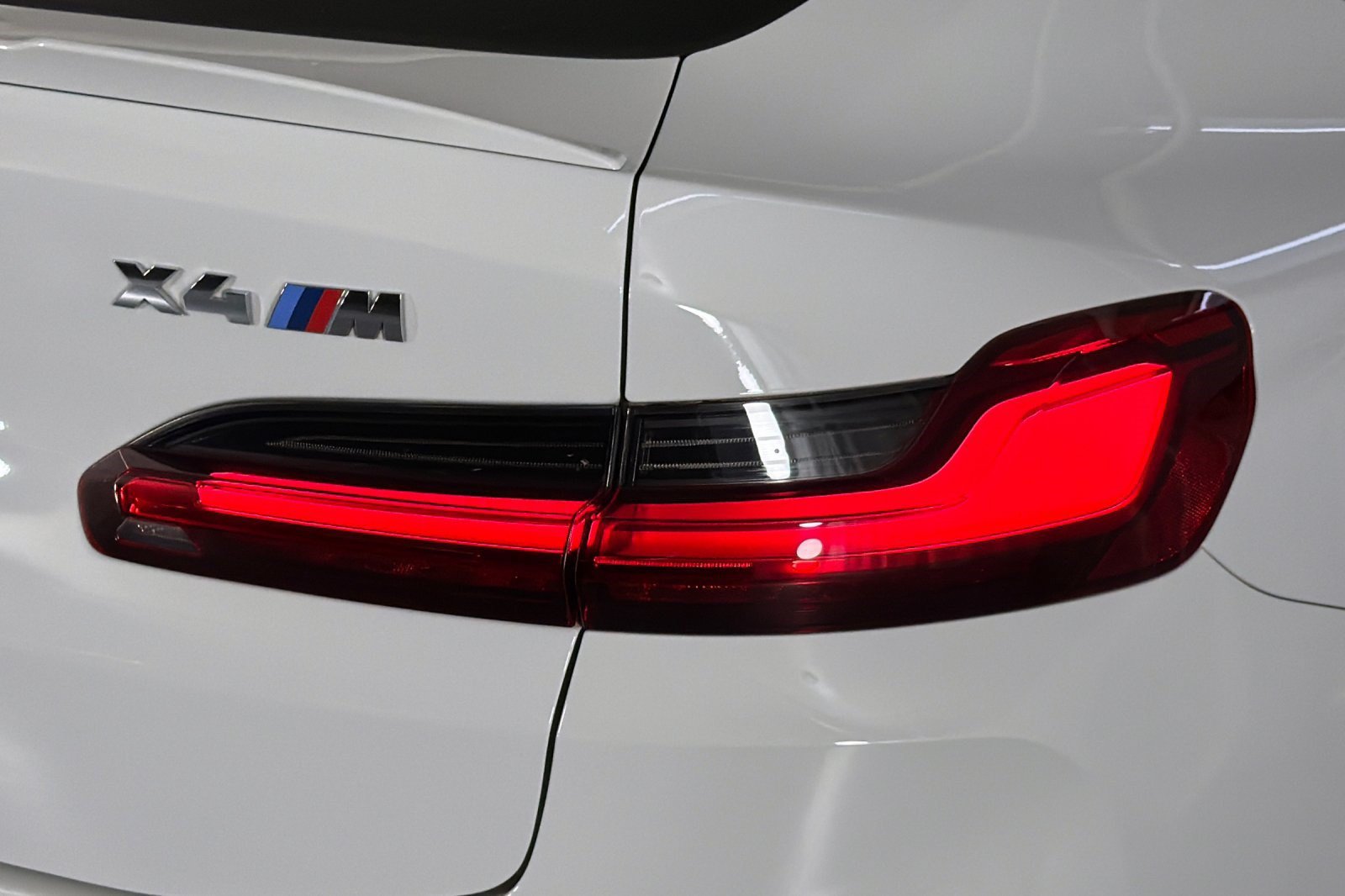 Used 2024 BMW X4 M w/ Executive Package AWD/4WD image 28