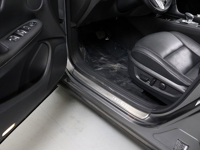 Used 2019 INFINITI QX50 Luxe w/ Navigation Package image 23